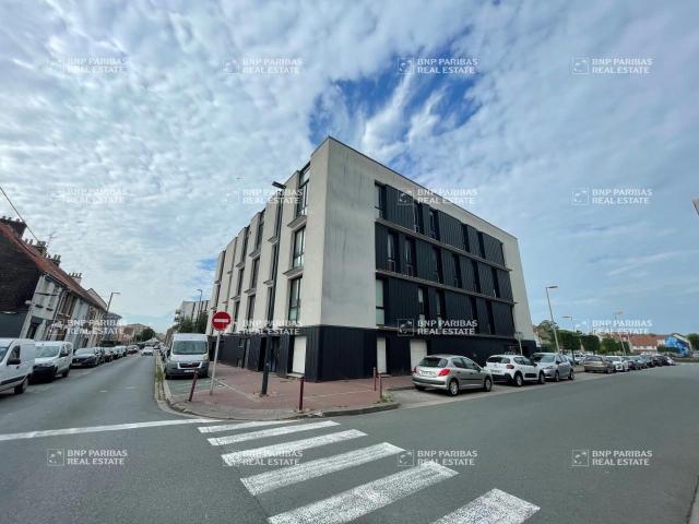 Bureau vente à Calais