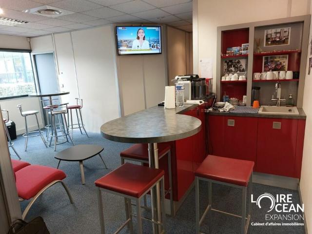 Bureau vente à Nantes