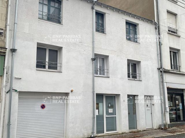 Bureau vente à Nantes