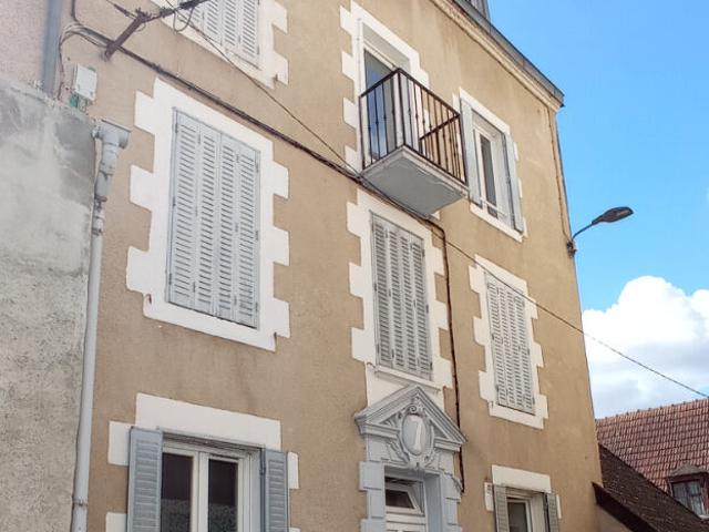Local Commercial vente à Montluçon