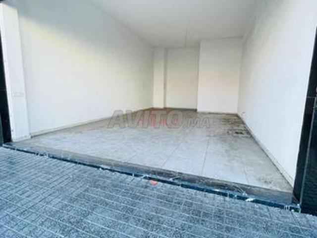 Local commercial vente à Anfa, Gharb-Chrarda-Beni Hssen