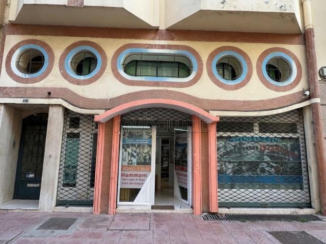 Local commercial vente à Anfa, Gharb-Chrarda-Beni Hssen