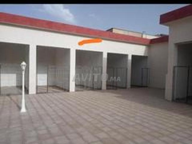 Local commercial vente à Gharb-Chrarda-Beni Hssen