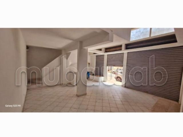 Local commercial vente à Anfa, Gharb-Chrarda-Beni Hssen