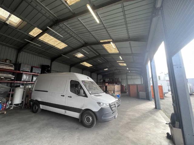 Local Commercial vente à Bordeaux, Bassens