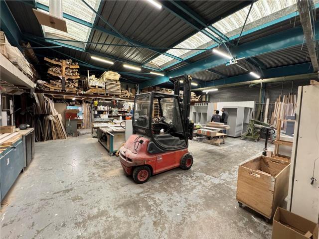 Local Commercial vente à Saint-Germain-en-Laye, Chanteloup-les-vignes