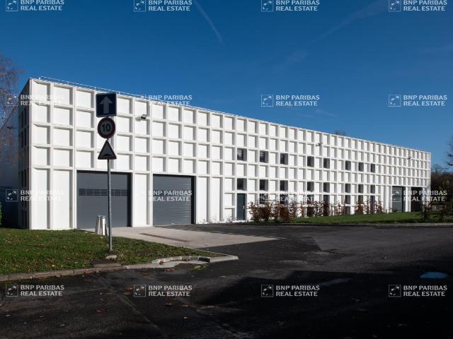 Local Commercial vente à Torcy, Croissy-beaubourg