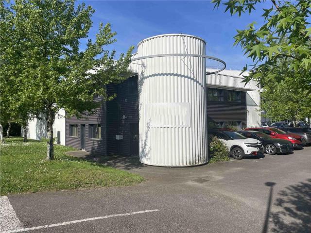 Local Commercial vente à Nantes, La Chapelle-sur-erdre