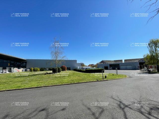 Local Commercial vente à Orléans, Olivet