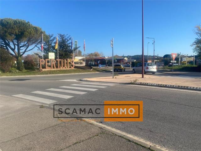 Local Commercial vente à Apt, Pertuis