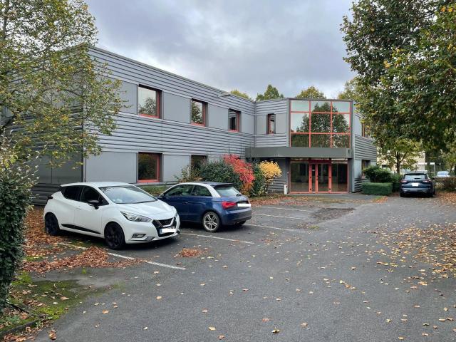 Local Commercial vente à Pontoise, Saint-ouen-l'aumône