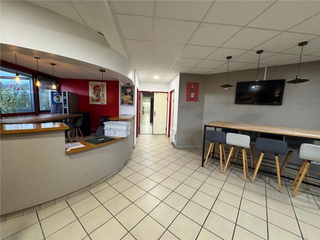 Local Commercial vente à Créteil