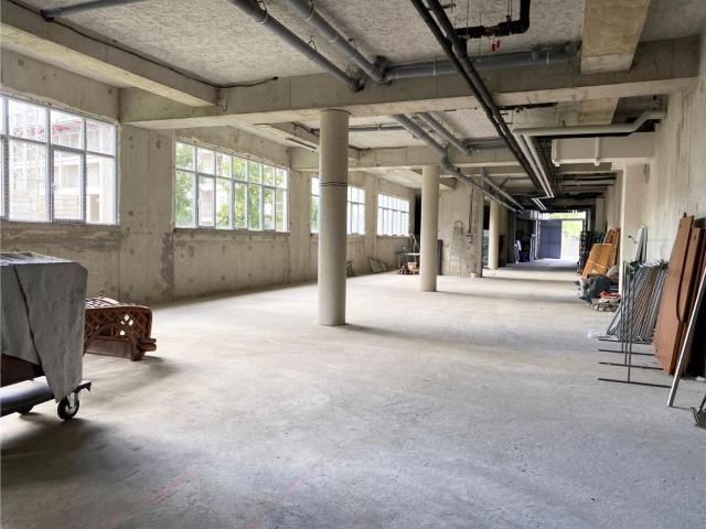 Local Commercial vente à L'Haÿ-les-Roses, Ivry-sur-seine