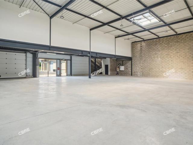 Local Commercial vente à Palaiseau, Marolles-en-hurepoix