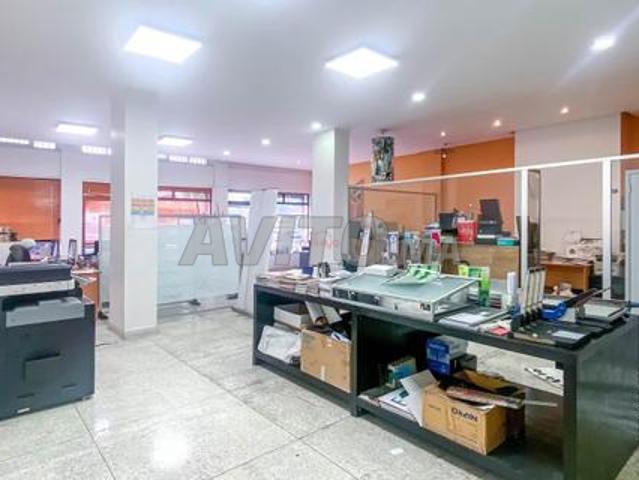 Local commercial vente à Anfa, Gharb-Chrarda-Beni Hssen