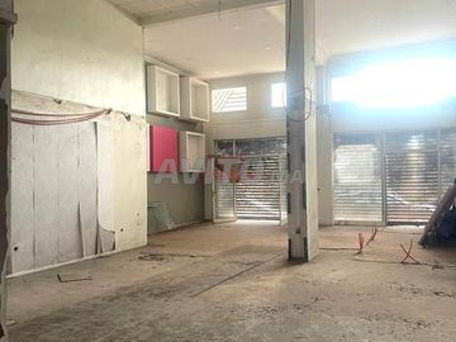 Local commercial vente à Anfa, Gharb-Chrarda-Beni Hssen