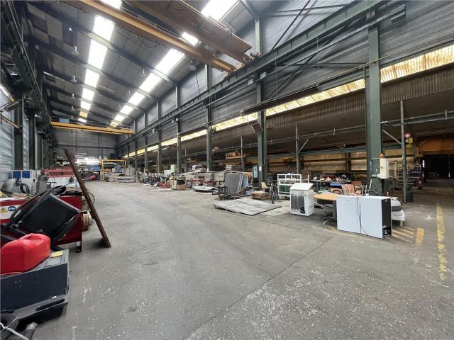 Local Commercial vente à Bernay, Verneuil-sur-avre