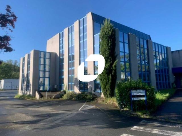 Local Commercial vente à Villefranche-sur-Saône, Rhône