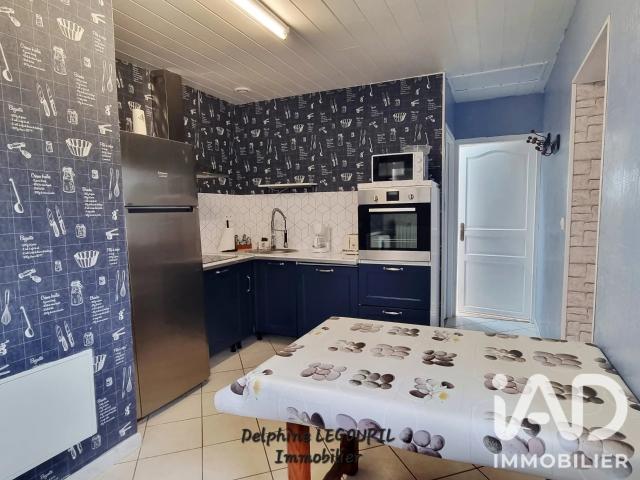 Ferme vente à Cherbourg, Réville