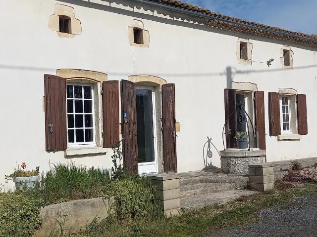 Ferme vente à Jonzac, Saint-bonnet-sur-gironde
