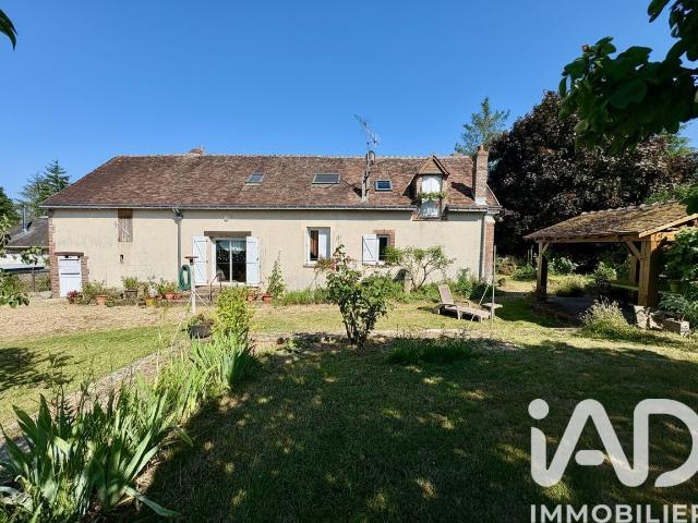 Maison vente à Loches, Château-renault