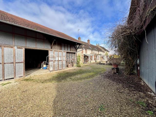 Maison vente à Auxerre, Esnon