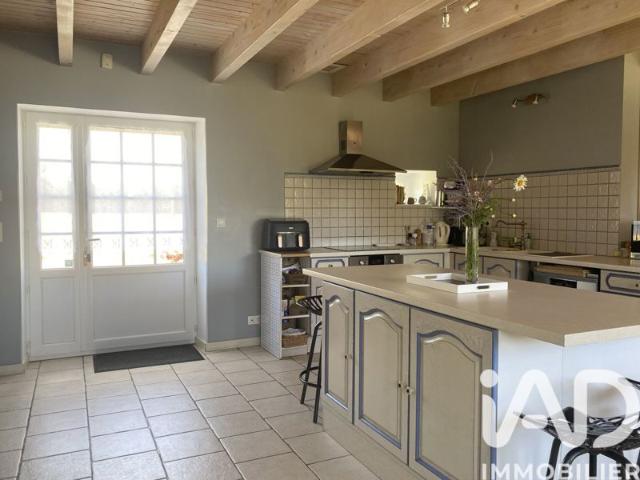 Maison vente à Rochefort, Saint-saturnin-du-bois