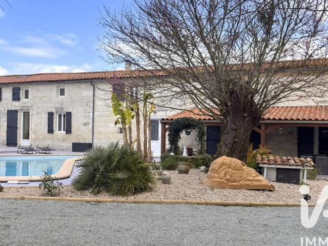 Ferme vente à Saintes, Les Gonds