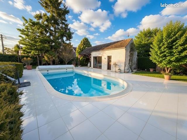 Maison vente à Fontainebleau, Montcourt-fromonville