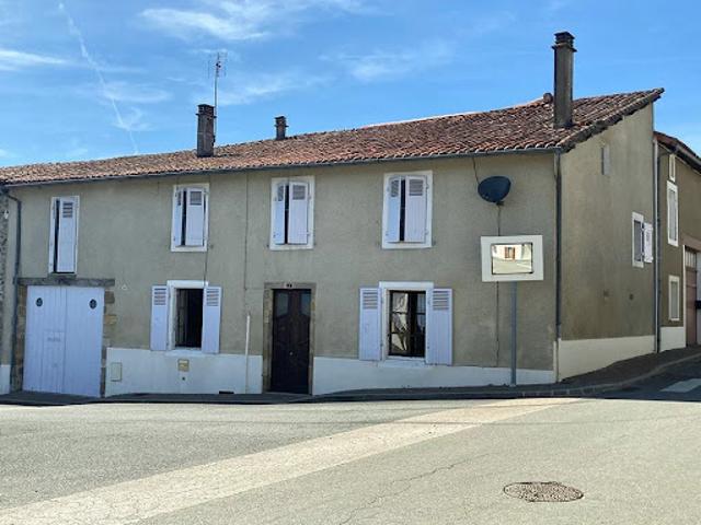 Maison vente à La Péruse, Terres-de-Haute-Charente