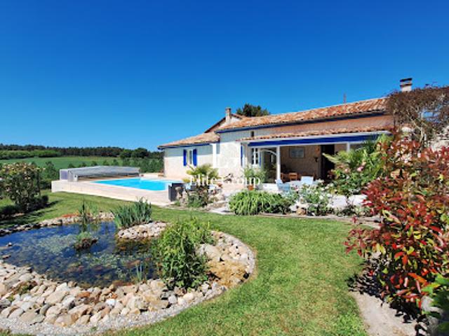 Maison vente à Condéon, Le Petit Maine