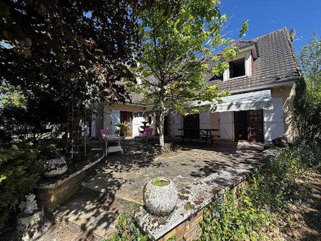 Maison vente à Le Colombier, Chénérailles