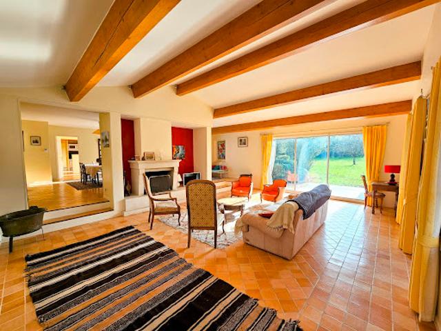 Maison vente à Saintes, Saint-romain-de-benet