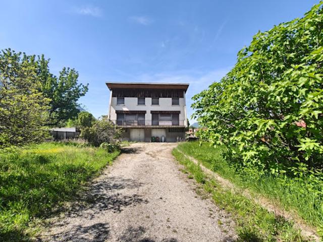 Maison vente à Grenoble, Fontaine