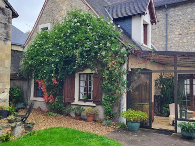 Maison vente à Loches, Le Petit-pressigny