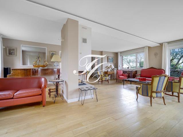 Maison vente à Nanterre, Saint-cloud