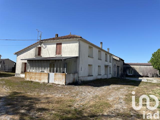 Maison vente à Jarnac-champagne, Moque Robert