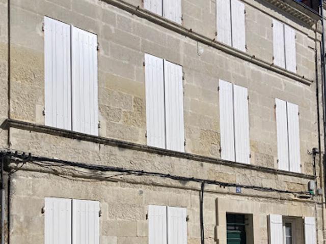 Maison vente à Saint-Vivien, Saintes