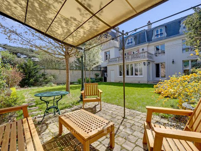 Maison vente à Saint-Germain-en-Laye, Saint-germain-en-laye