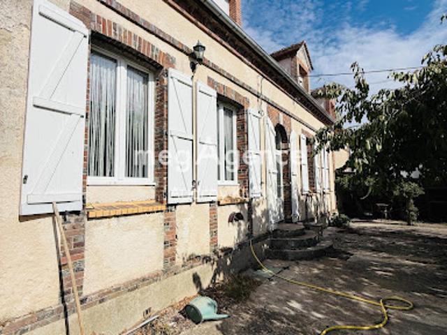 Maison vente à Thorigny-sur-Oreuse, Voisines