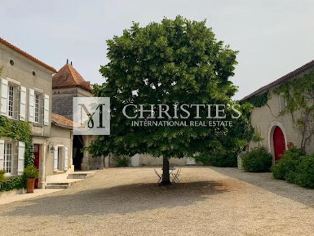 Maison vente à Aignes-et-puypéroux, Charente