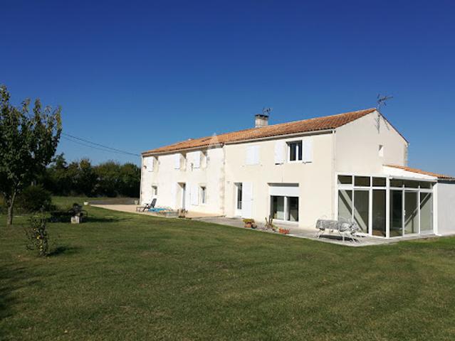 Maison vente à Loire-les-marais