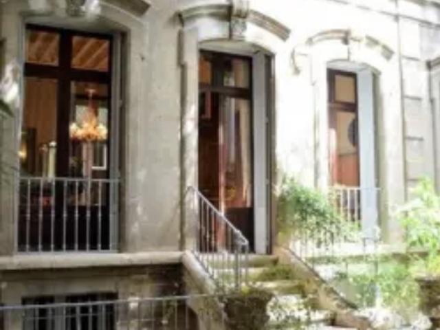 Maison vente à Paris, Île-de-France