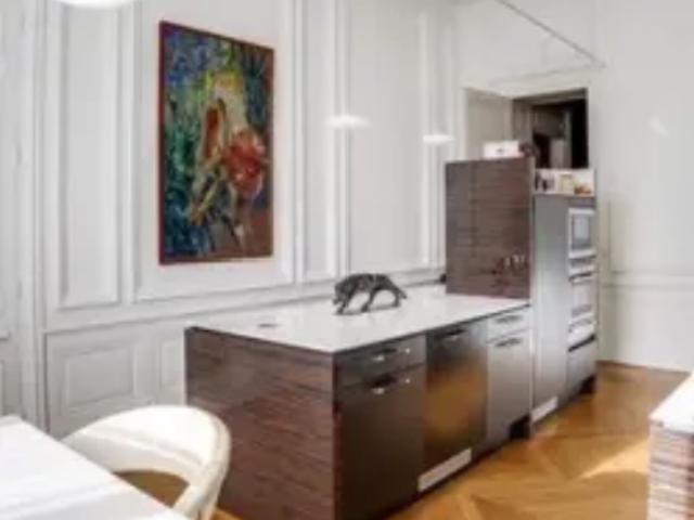 Maison vente à Paris, Île-de-France