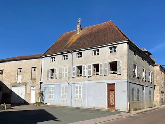 Maison vente à Mâcon, Salornay-sur-guye