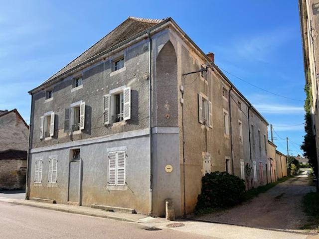 Maison vente à Mâcon, Salornay-sur-guye