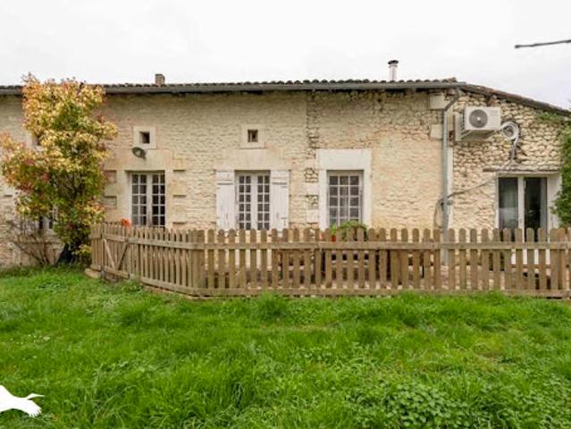 Maison vente à Angoulême, Châtignac