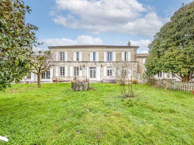 Maison vente à Saint-Jean-d'Angély, Bernay-saint-martin