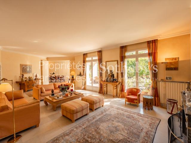 Maison vente à Nanterre, Saint-cloud