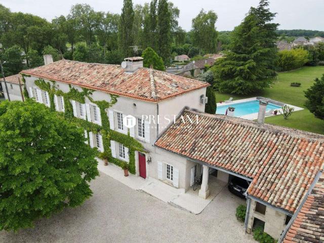 Maison vente à Angoulême, Aignes-et-puypéroux